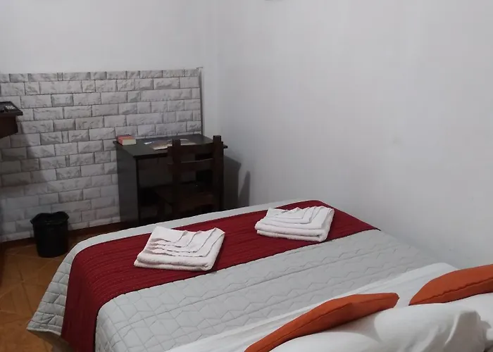 Del Carmen Bed & Breakfast 3*
